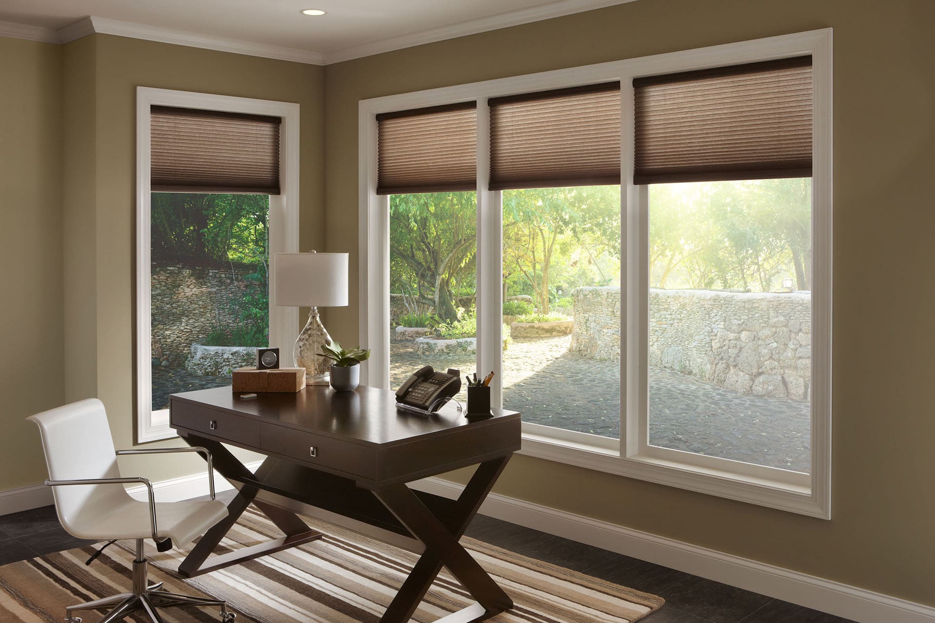 Keeping Your Honeycomb Blinds Clean featured image