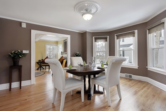 Choosing a Window Treatment for Your Dining Room